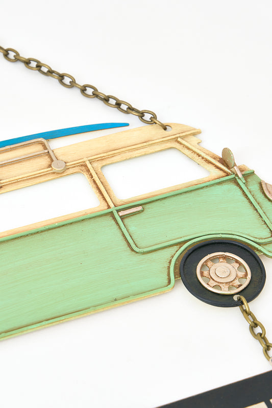 Colgante de metal “Gone Surfing”