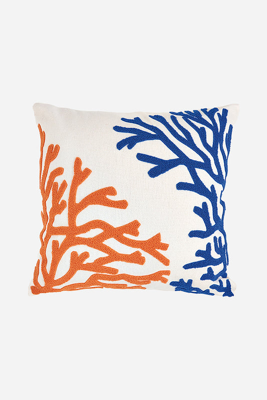 Cojín de algodón con corales bordados