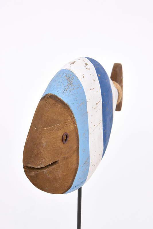 Pez decorativo de madera con base, pequeño