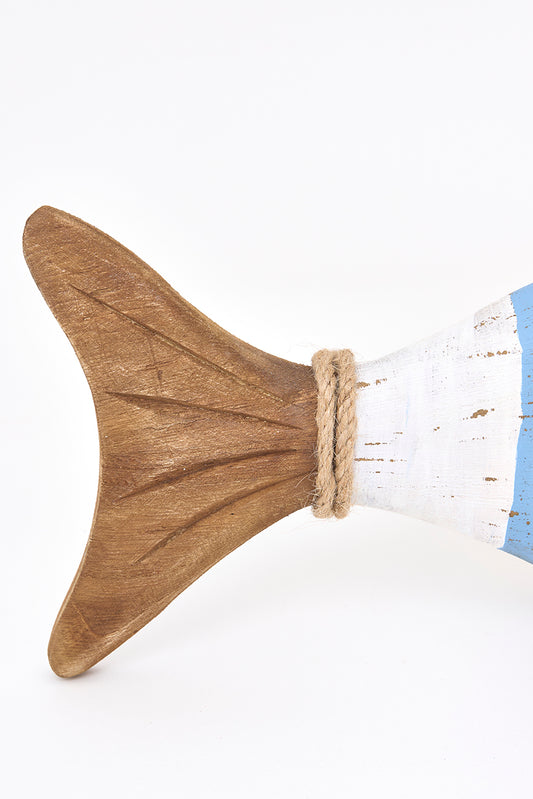 Colgante de madera con forma de pez