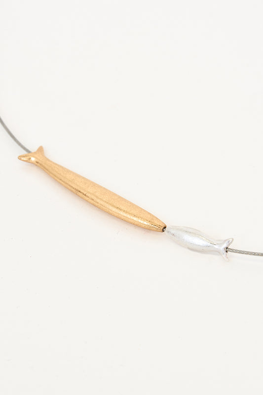 Metal necklace with two fish