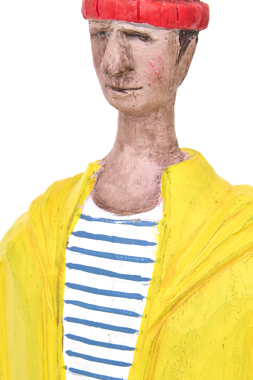 Marinero decorativo de madera con chubasquero