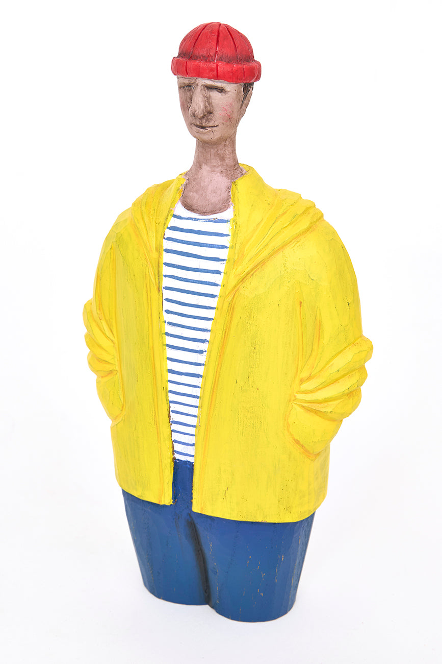 Marinero decorativo de madera con chubasquero