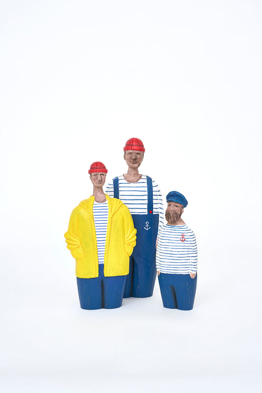 Marinero decorativo de madera con peto