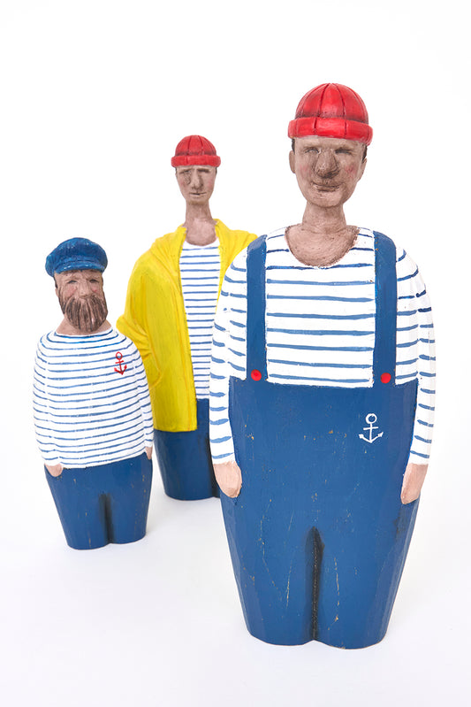 Marinero decorativo de madera con peto