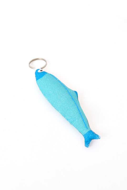 Cotton keychain in the shape of a fish