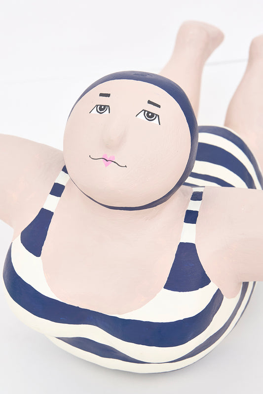 Bañista decorativa de papel maché para colgar