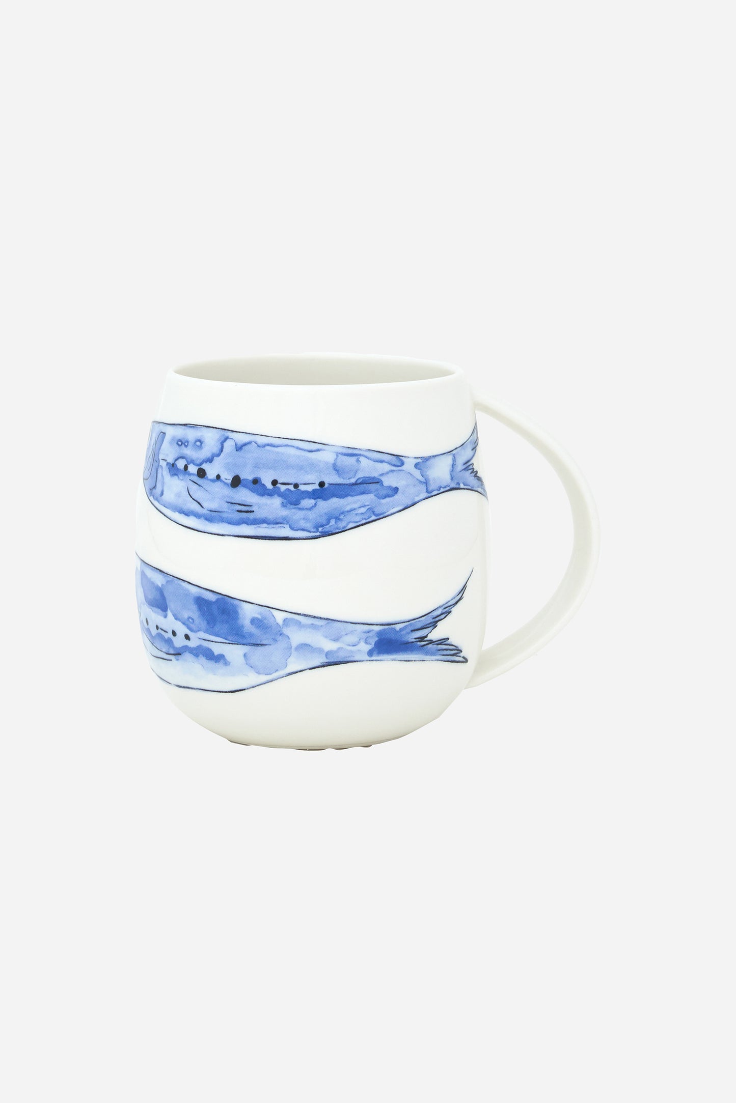 Taza con peces azules pintados