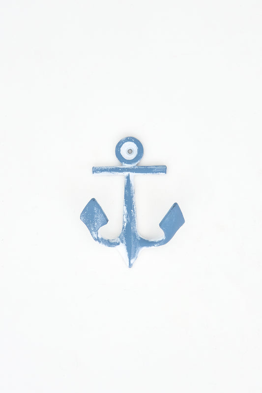 Colgador de metal con forma de ancla