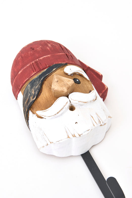 Colgador pirata de madera y metal