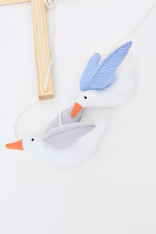 Móvil de gaviotas de algodón