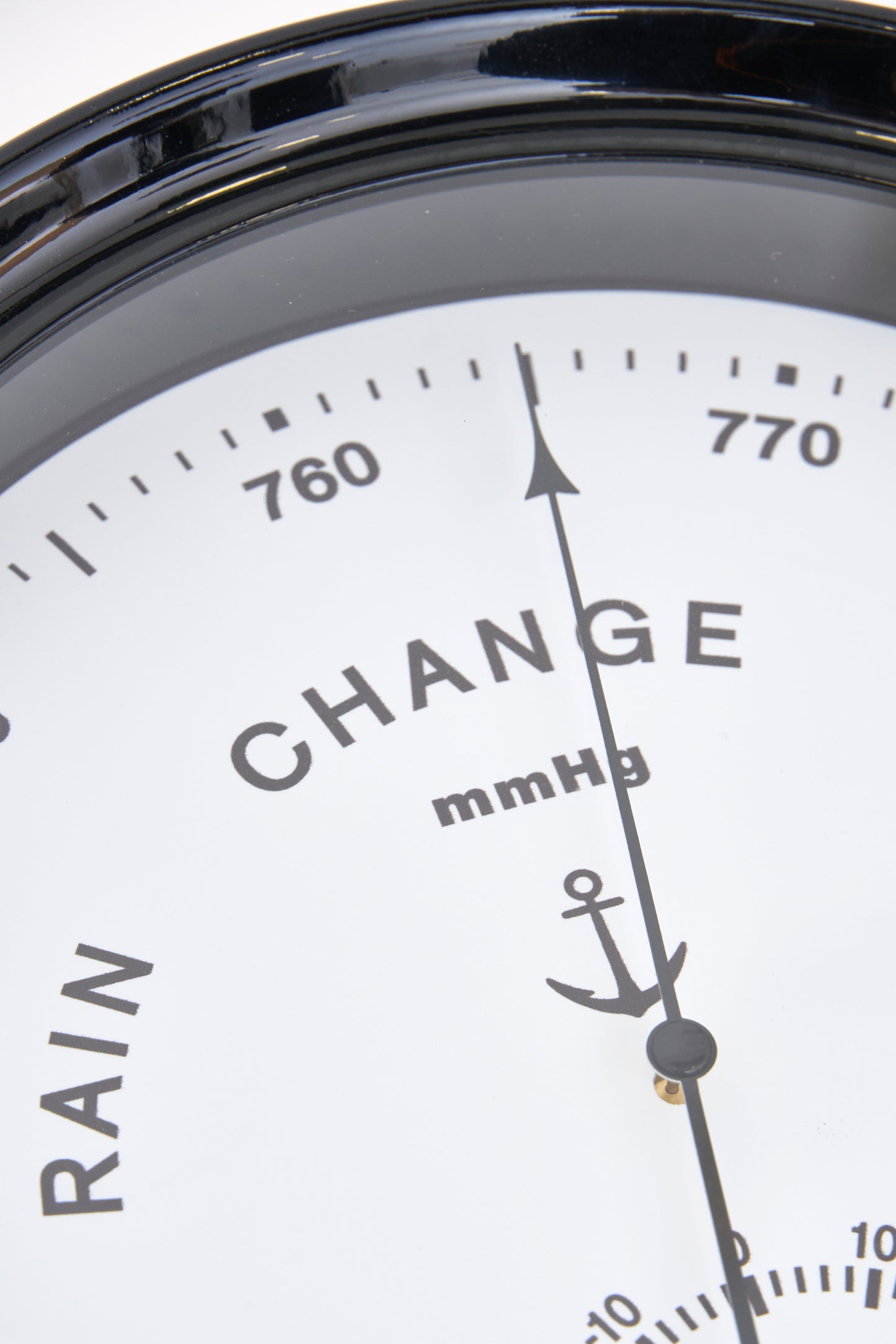 Barómetro de pared con detalle de ancla