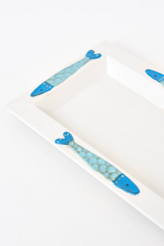 Latorrizko erretilu zuria, erliebedun arrainekin