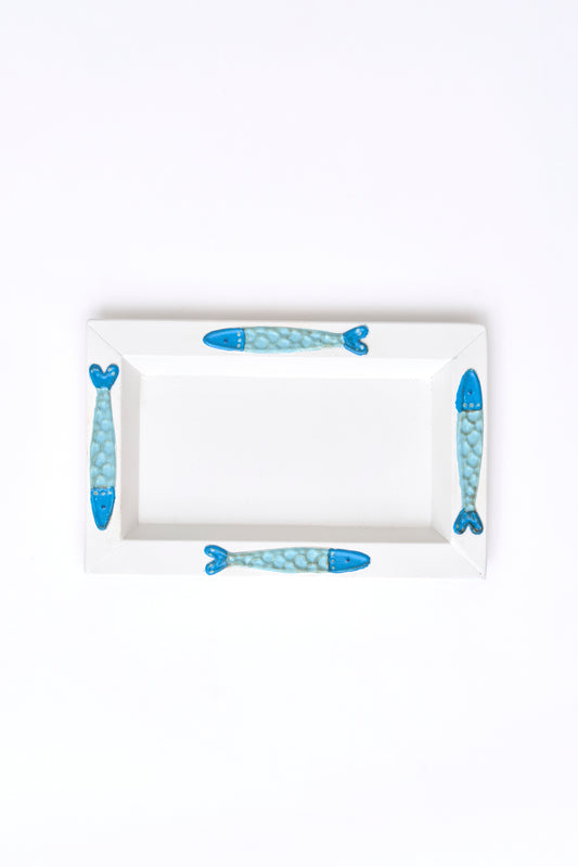 Latorrizko erretilu zuria, erliebedun arrainekin