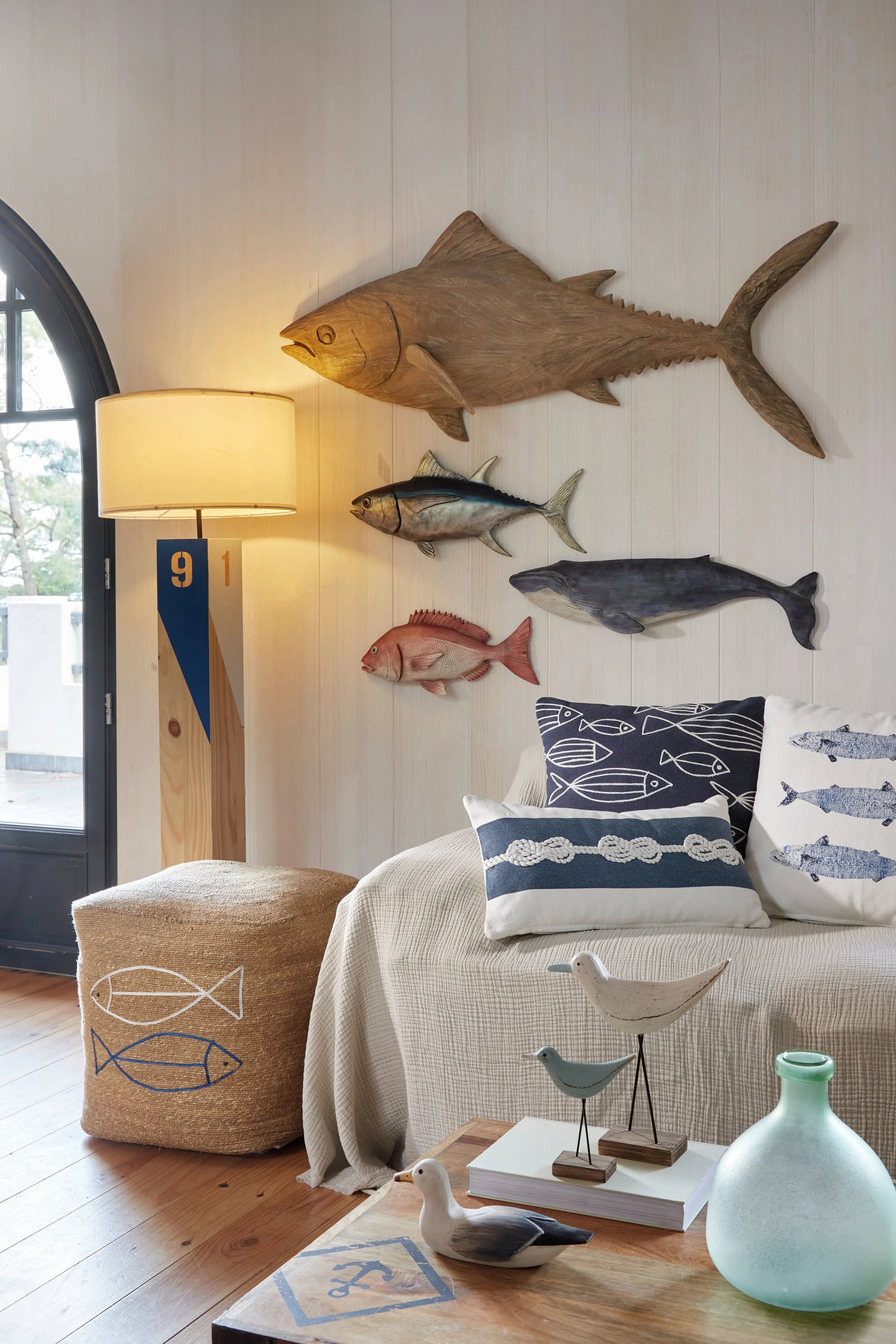 Figura de una ballena de resina para pared Batela Deco 2025