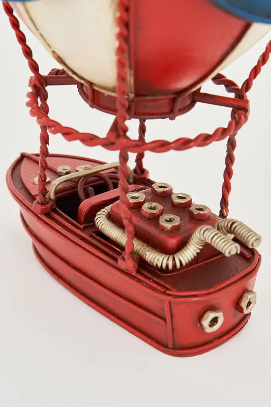 Globo con barca de metal para colgar