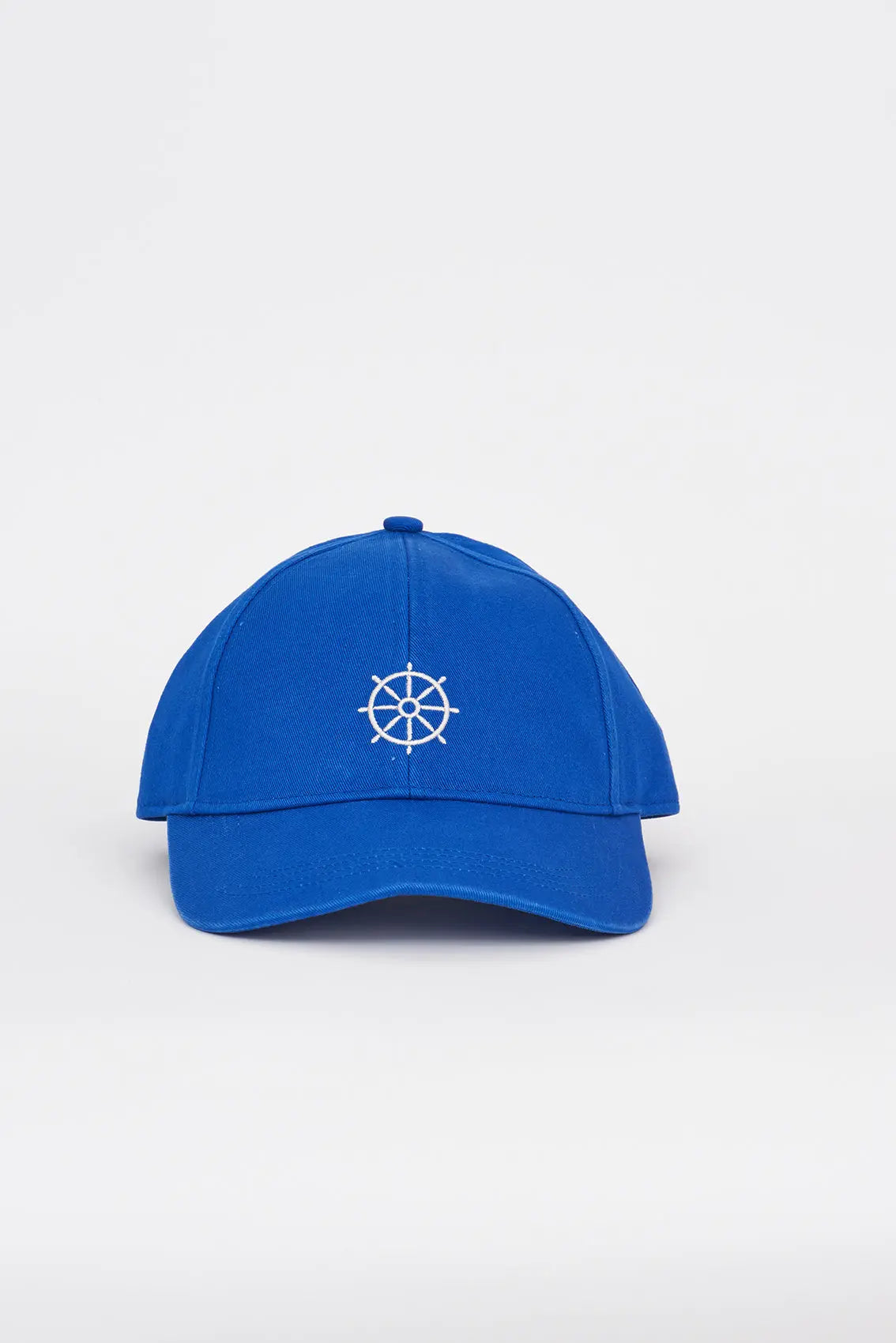 Cotton cap with embroidered rudder