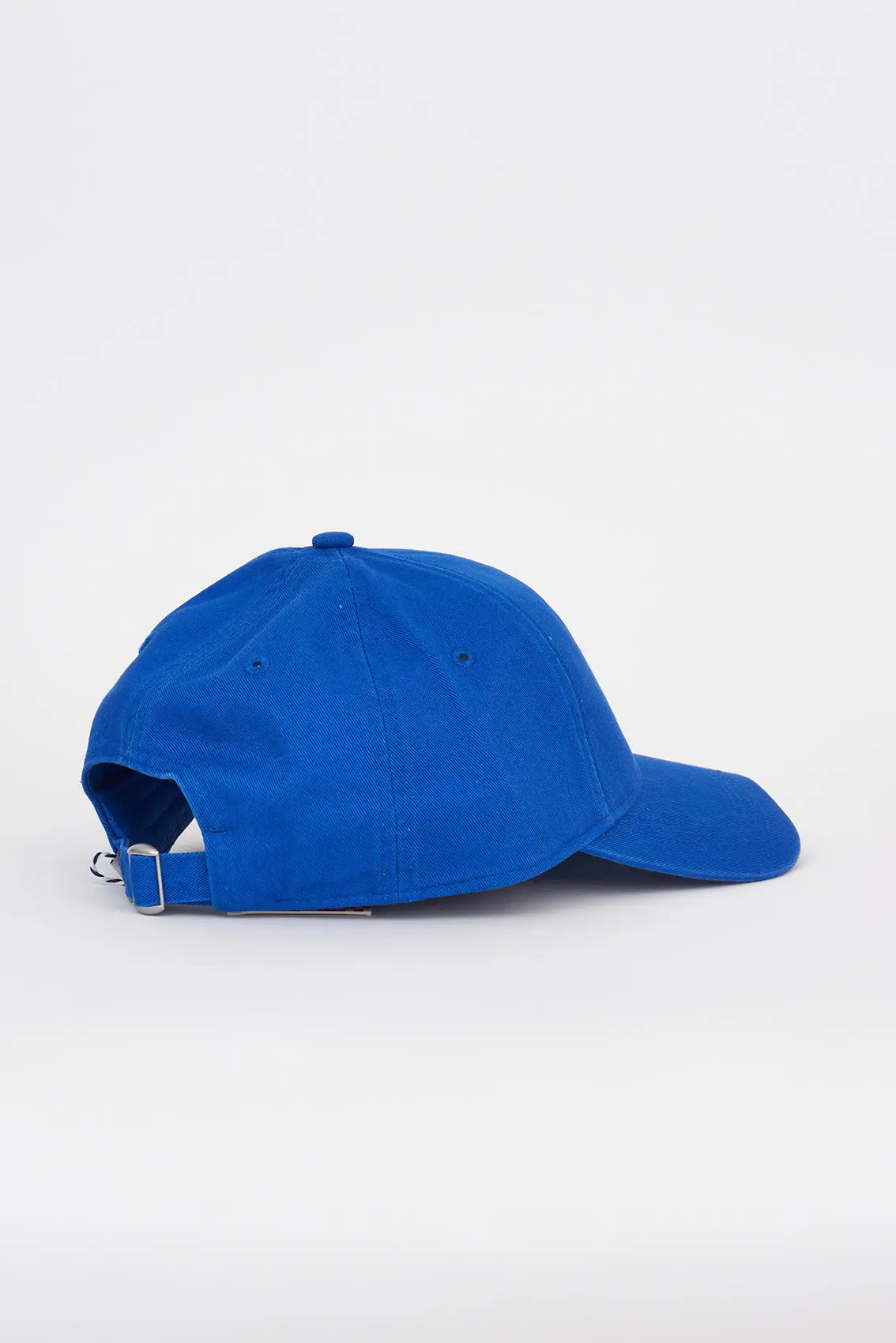 Cotton cap with embroidered rudder