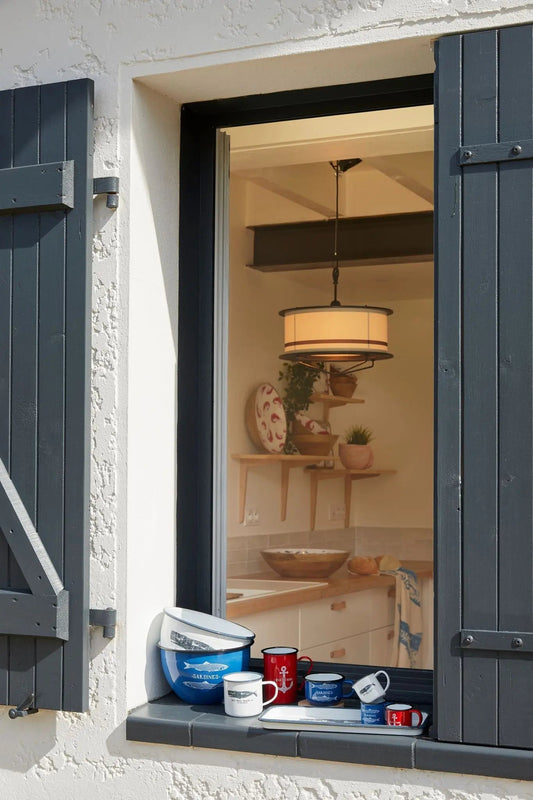 Taza pequeña de metal ancla Batela