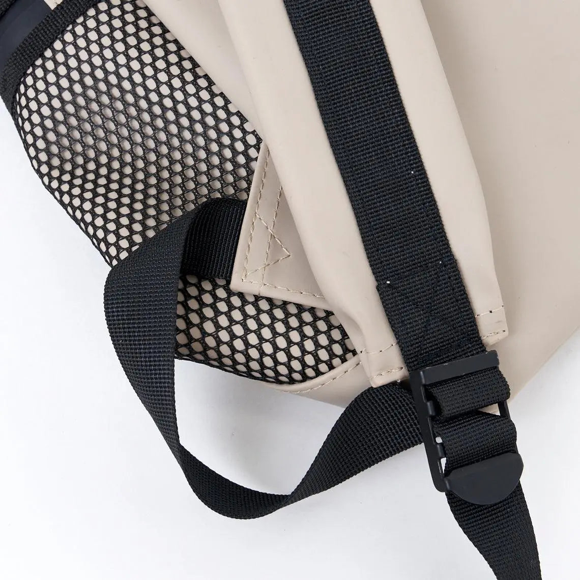 Mochila de poliuretano impermeable - D2216 Batela