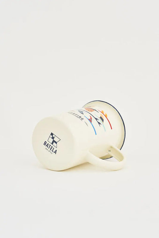 Mug grande con tablas de surf en metal esmaltado Batela Deco 2024