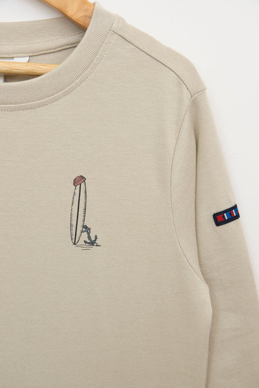 T-shirt à manches longues avec motif de requin surfeur