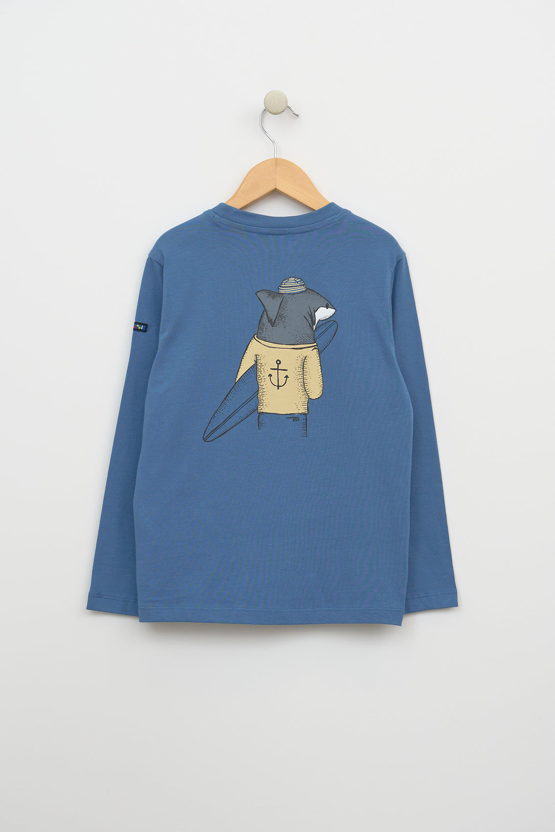 T-shirt à manches longues avec motif de requin surfeur