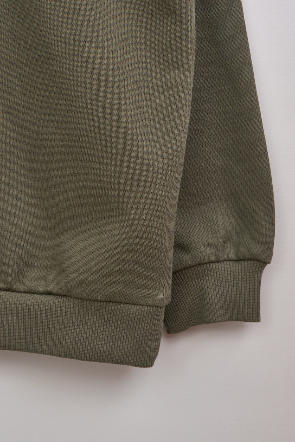 Two-tone French terry sweatshirt with front embroidery