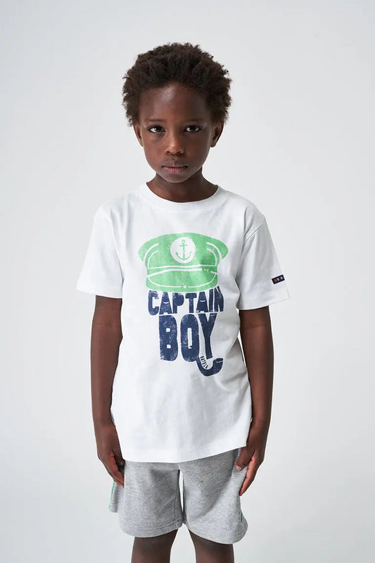 Mutikoentzako mahuka motzeko kotoizko “Captain Boy” kamiseta.