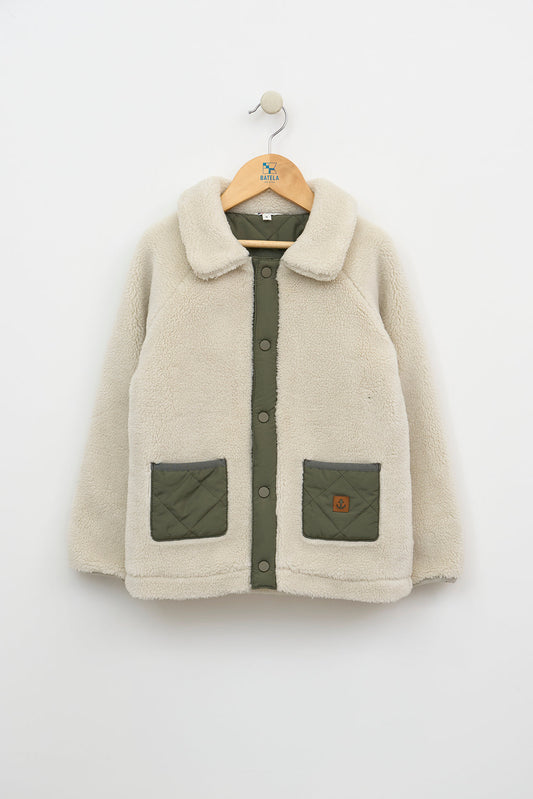 Chaqueta de borreguito con cuello camisero