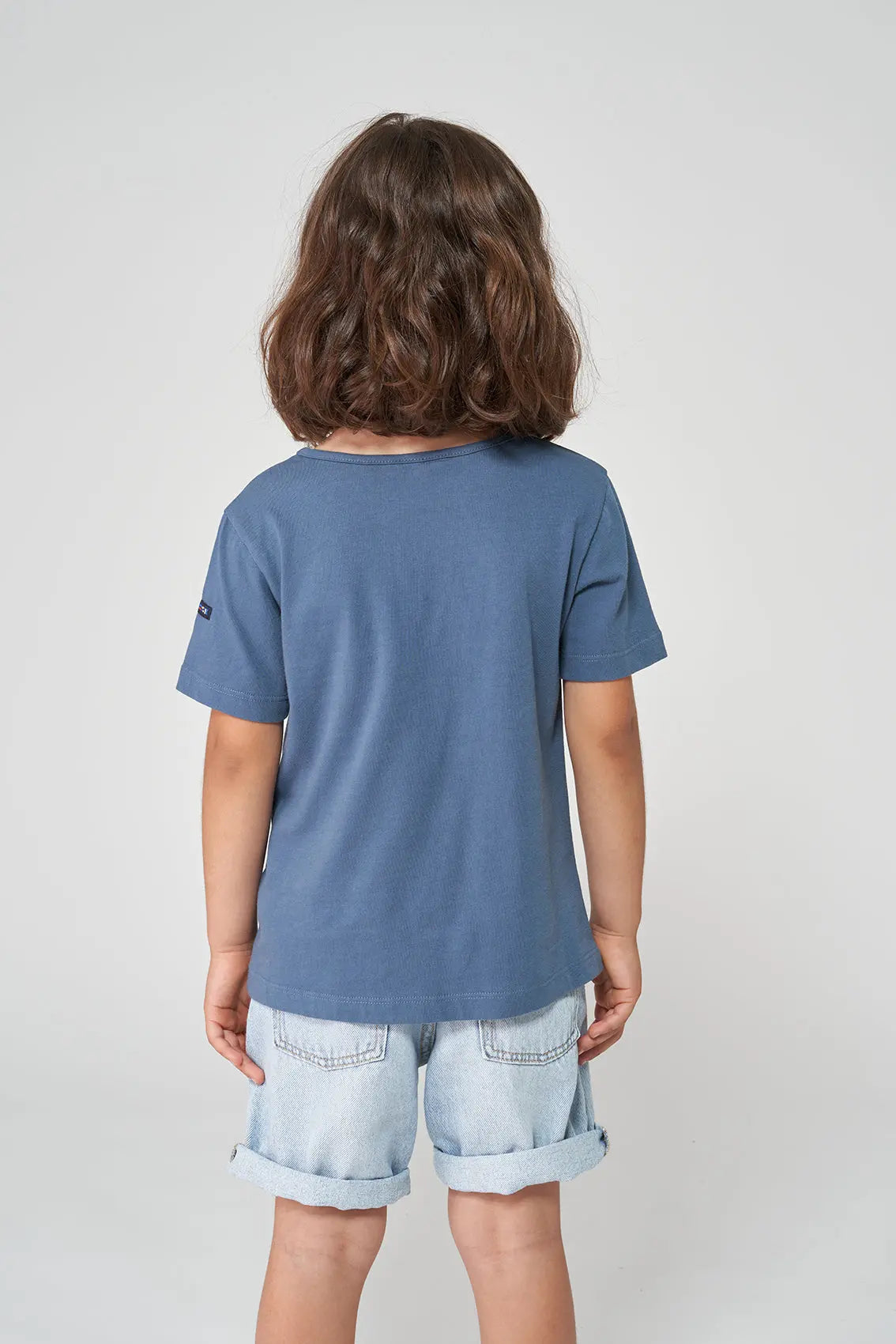 Short-sleeved cotton T-shirt with corals