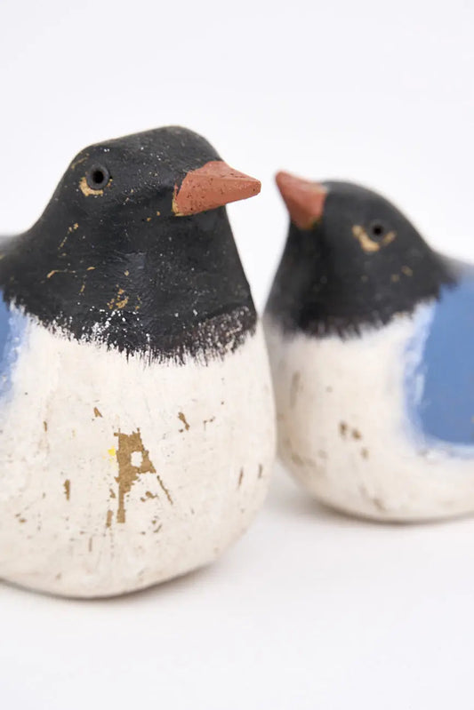 Pájaro de madera con acabado envejecido 