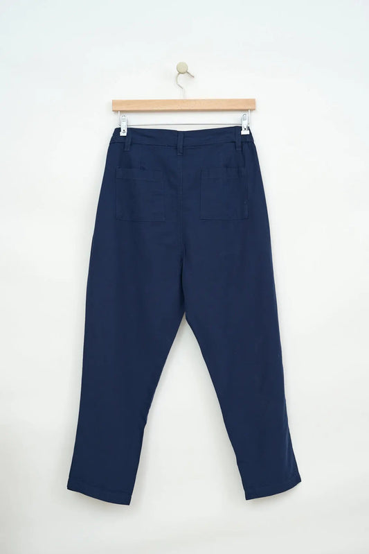 Tencel pants with elastic waistband