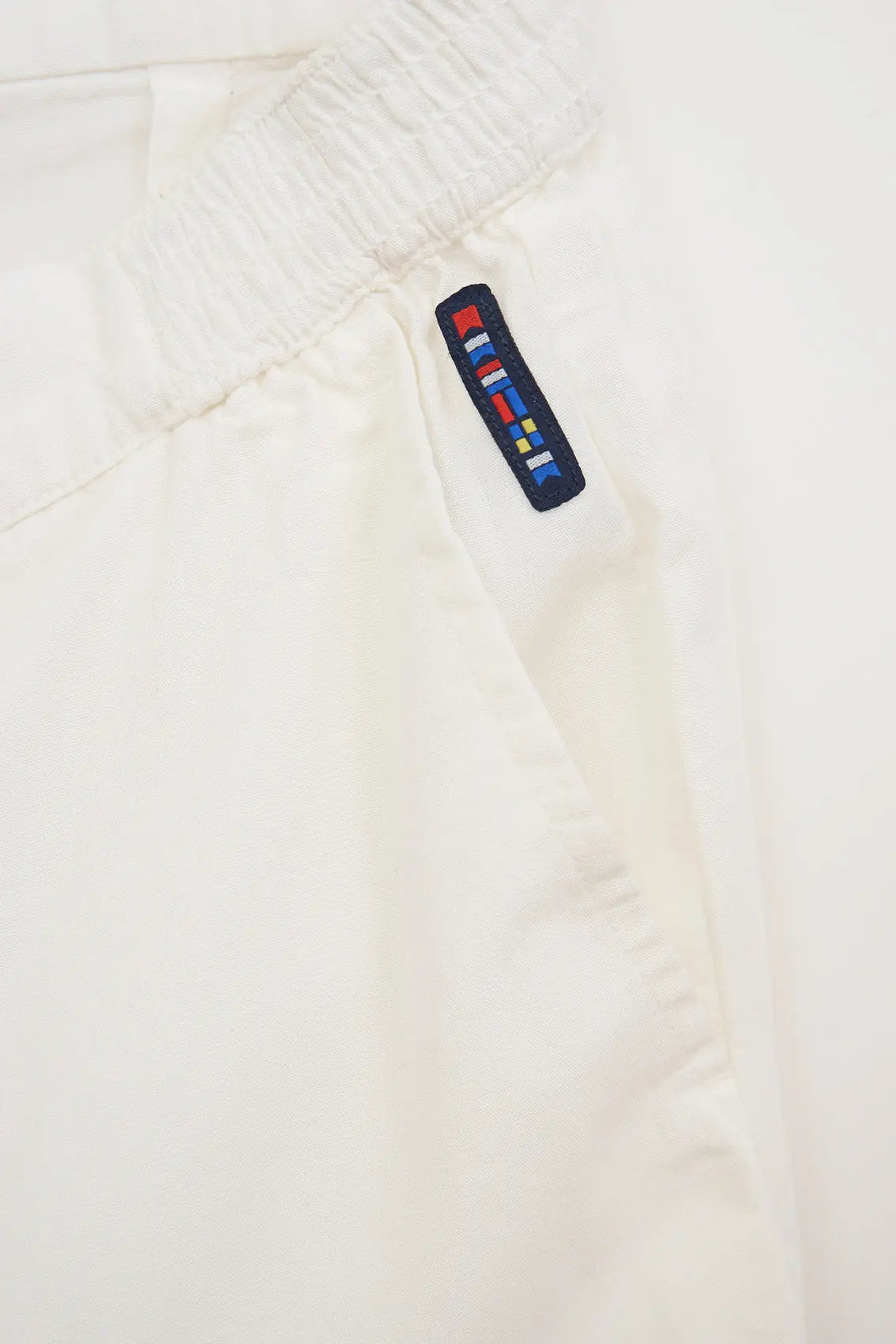 Pantalón tencel con gomas en la cintura Batela Moda SS25