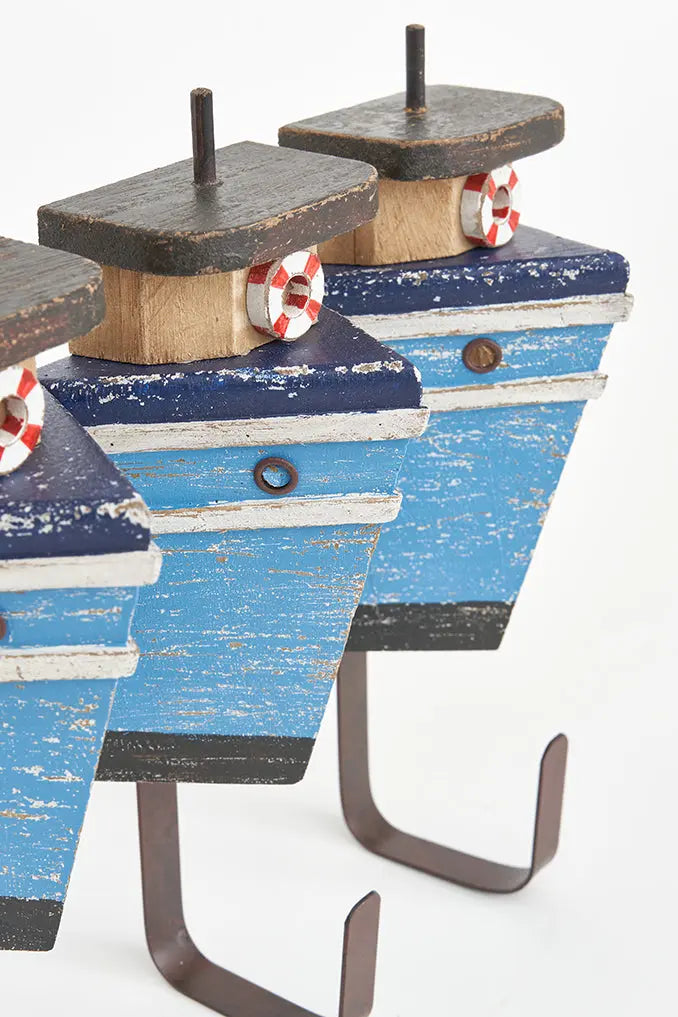 Perchero de 3 perchas barcos de madera Batela Deco 2024