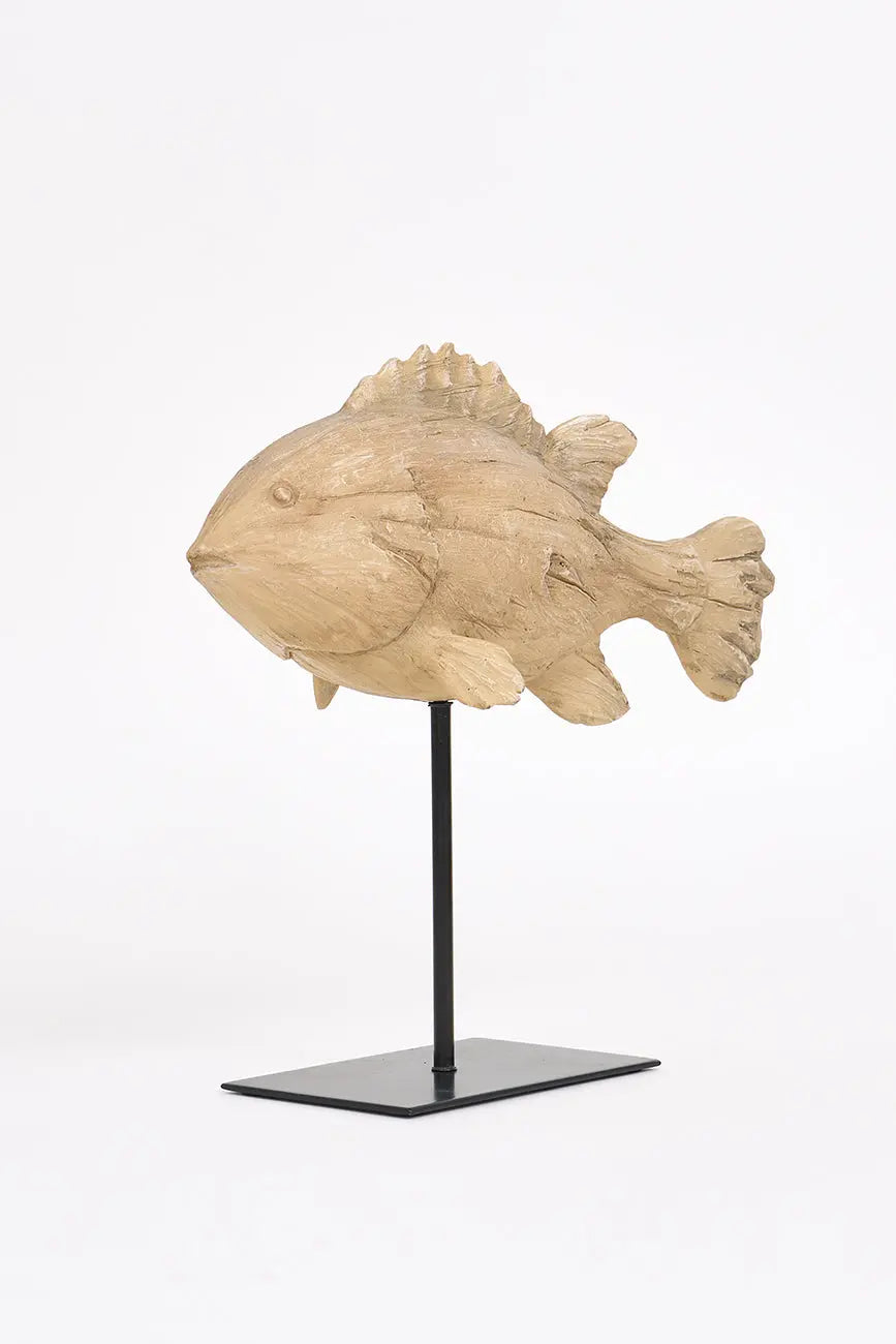 Pez de resina con base de metal