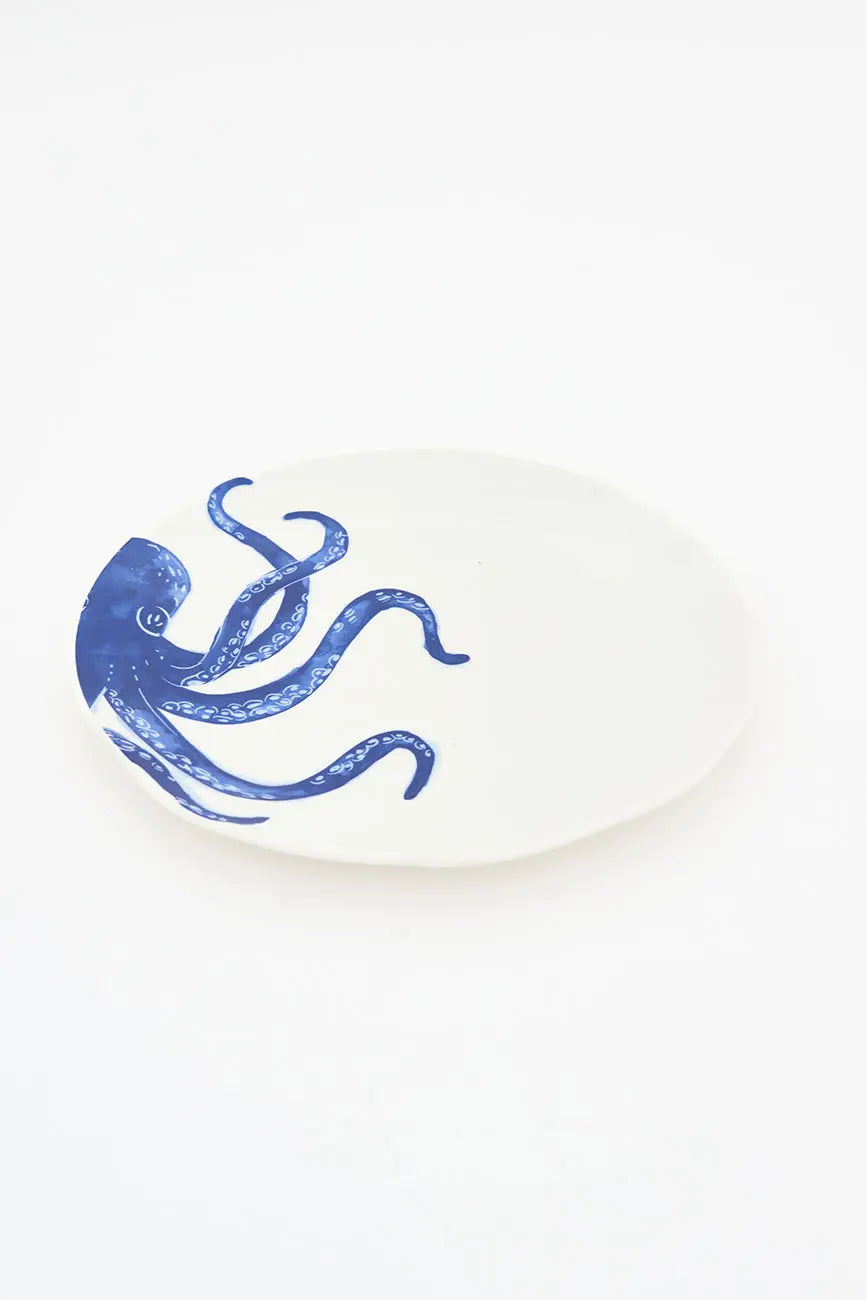 Plato de cerámica con pulpo