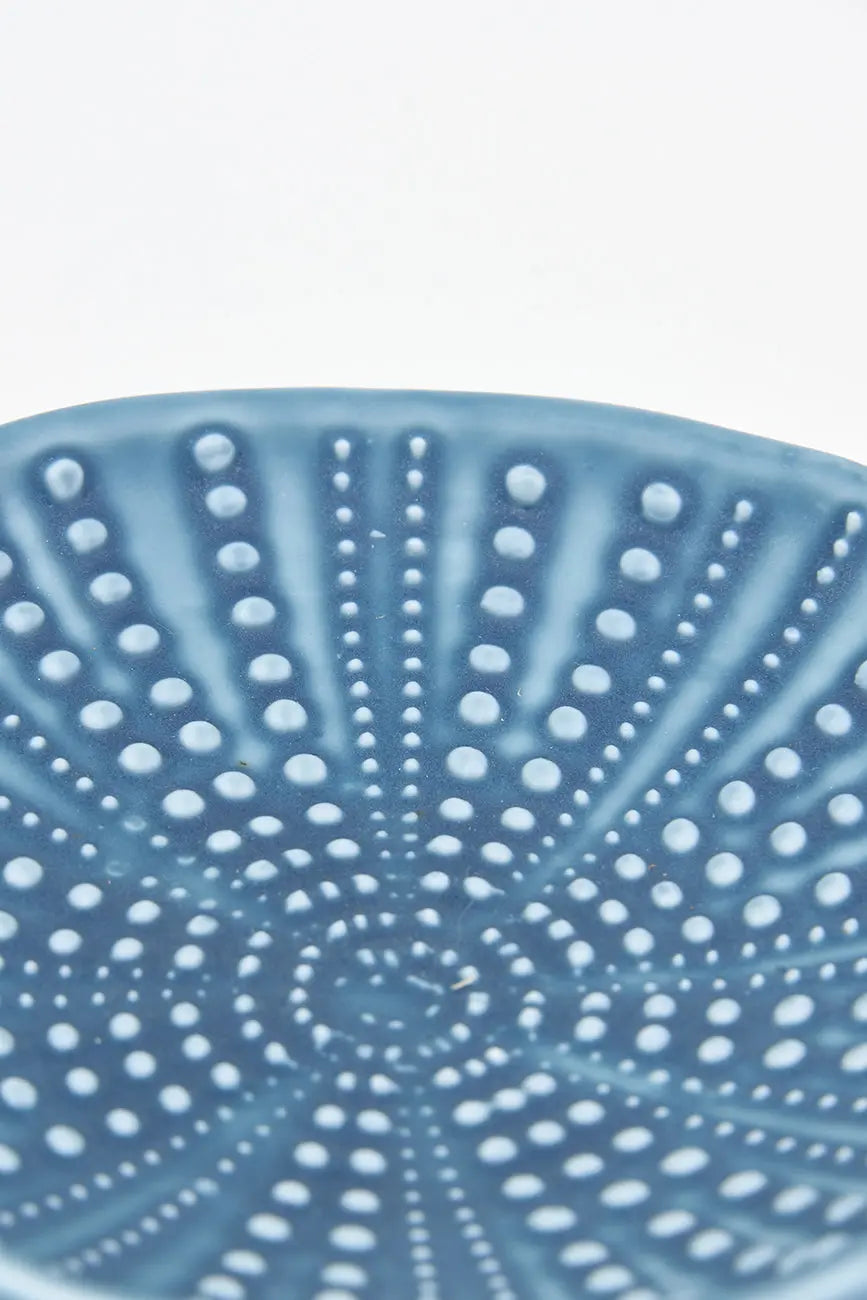 Plato pequeño erizo de mar en cerámica