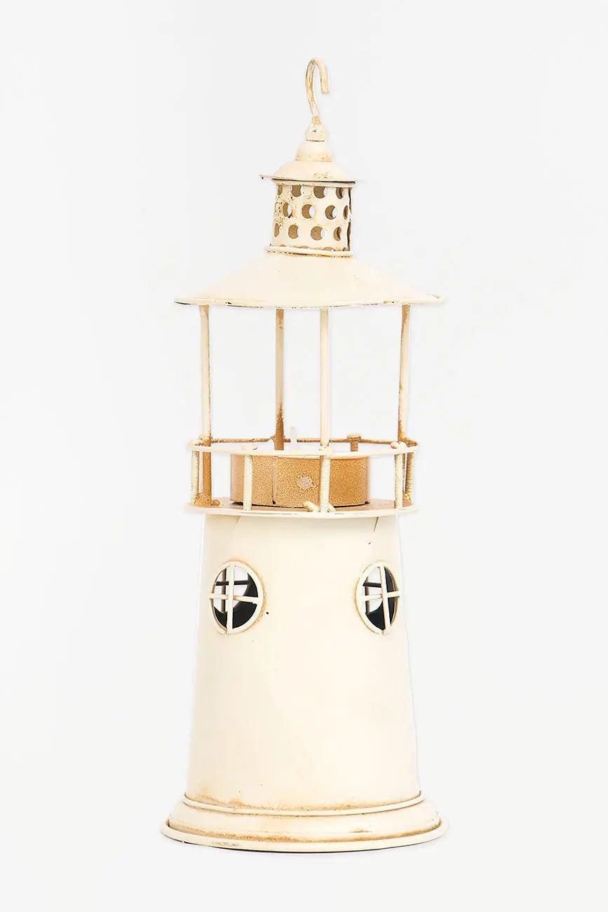 Portavelas de metal envejecido con forma de faro