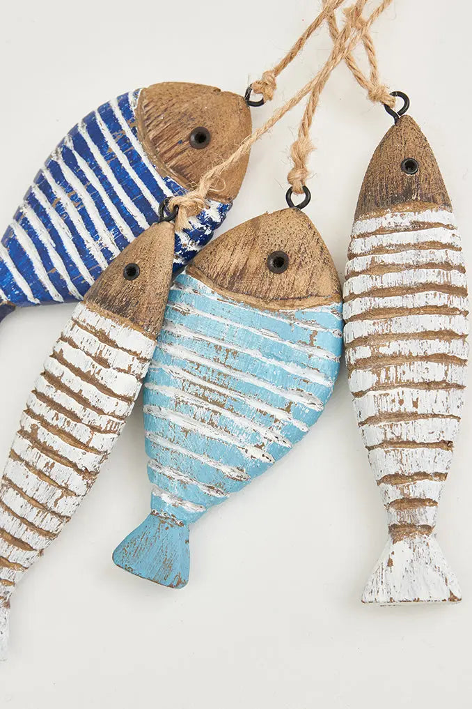 Ristra de 4 peces de madera a rayas Batela Deco 2024