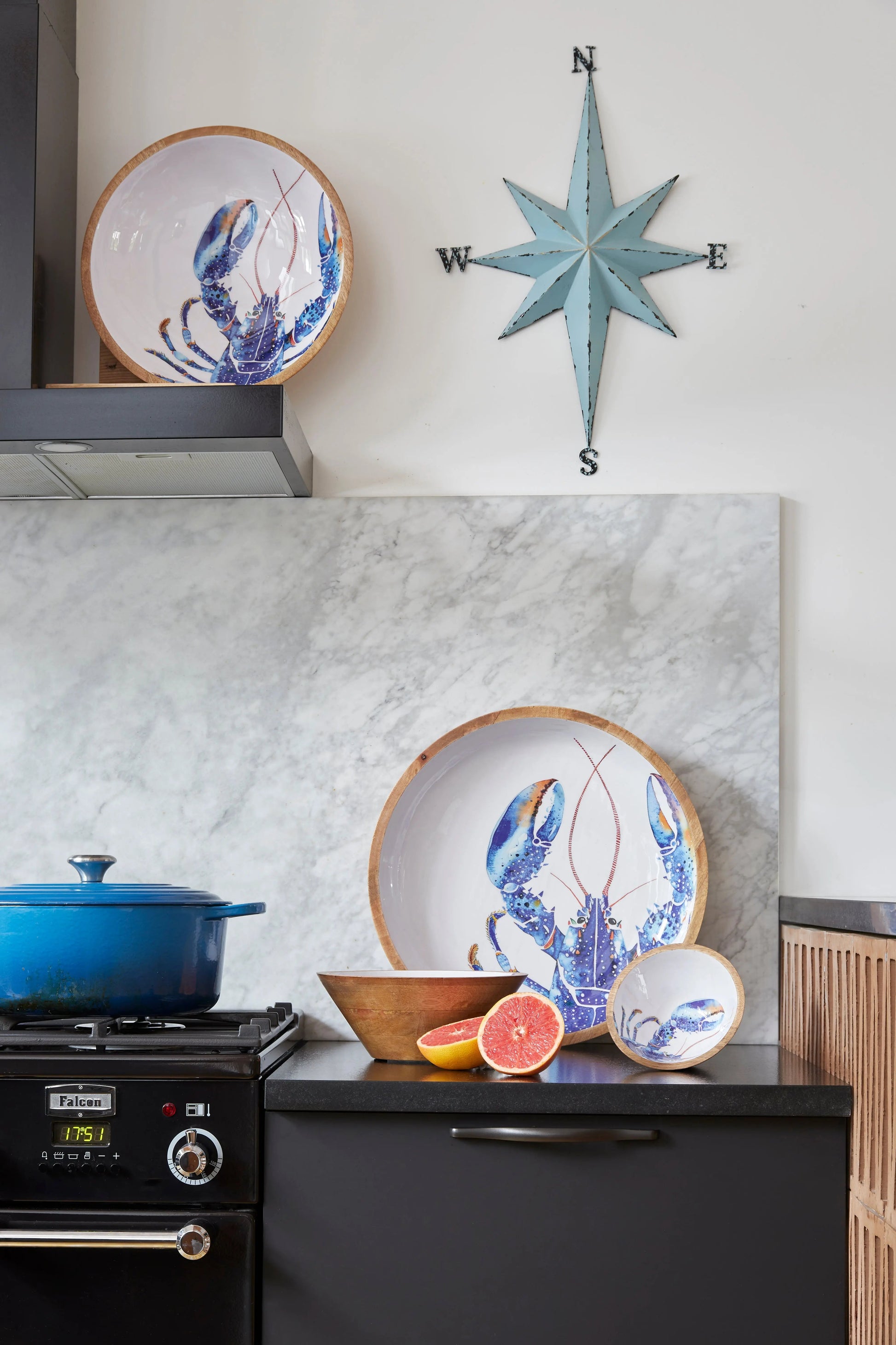 Rosa de los vientos hecha en metal Batela Deco 2025