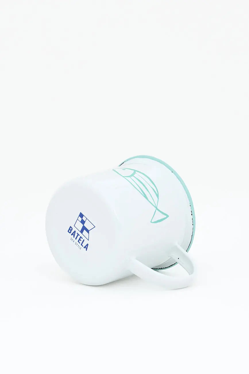 4 mugs o tazas esmaltadas con pez