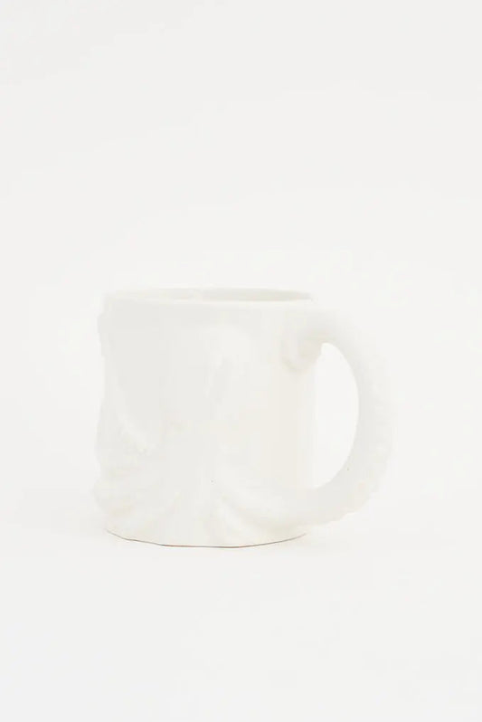 Taza cerámica con tentáculo pulpo en relieve Batela Deco 2024