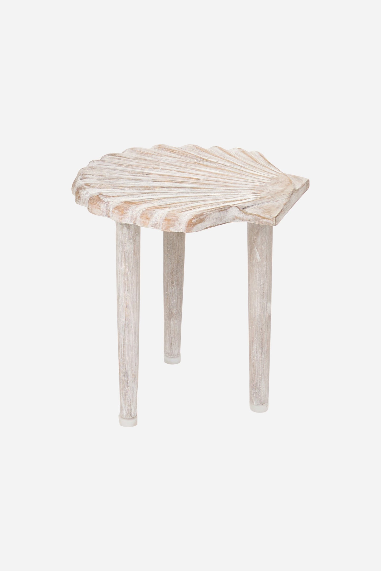 Taburete concha en madera tallada