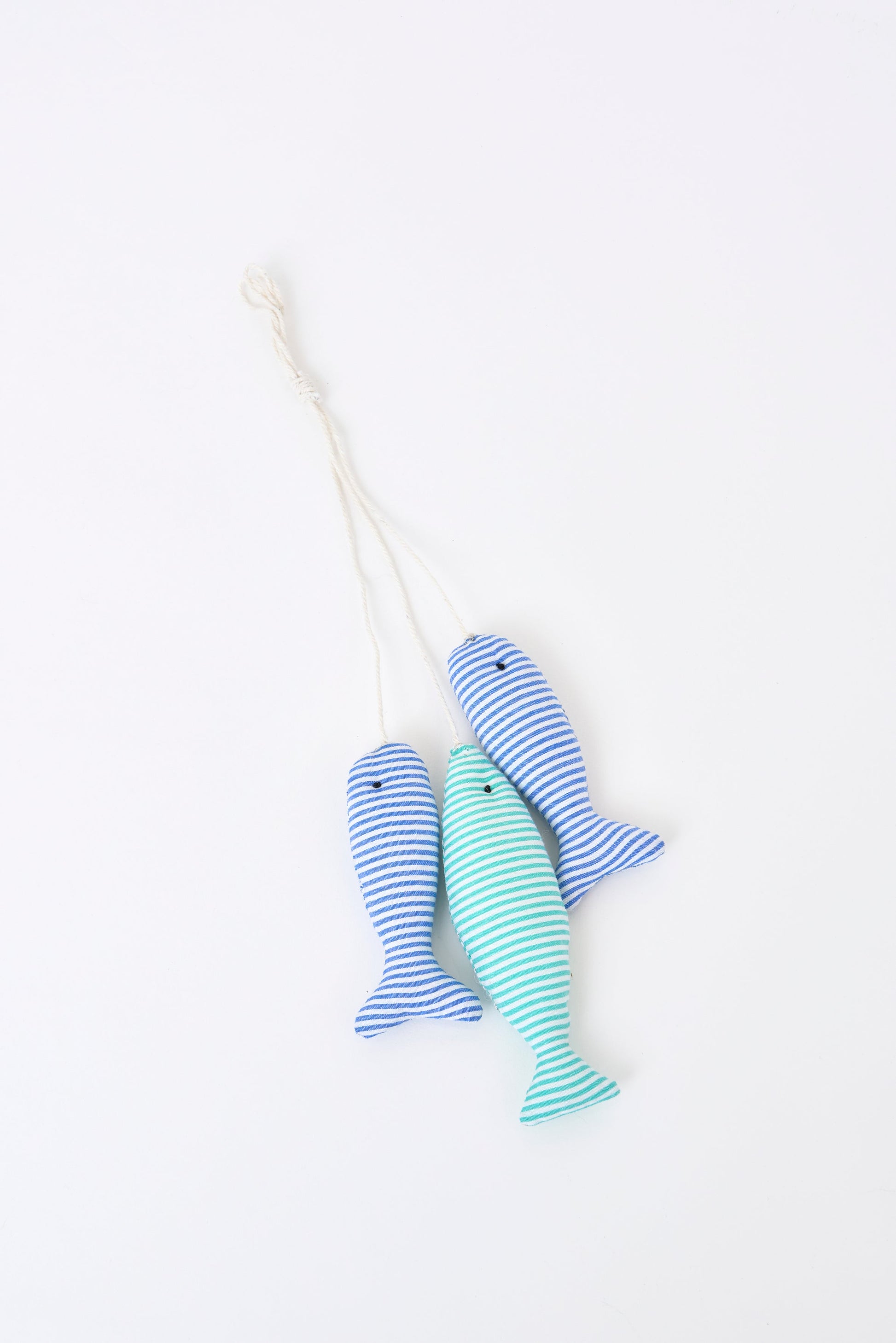 String of cotton fish
