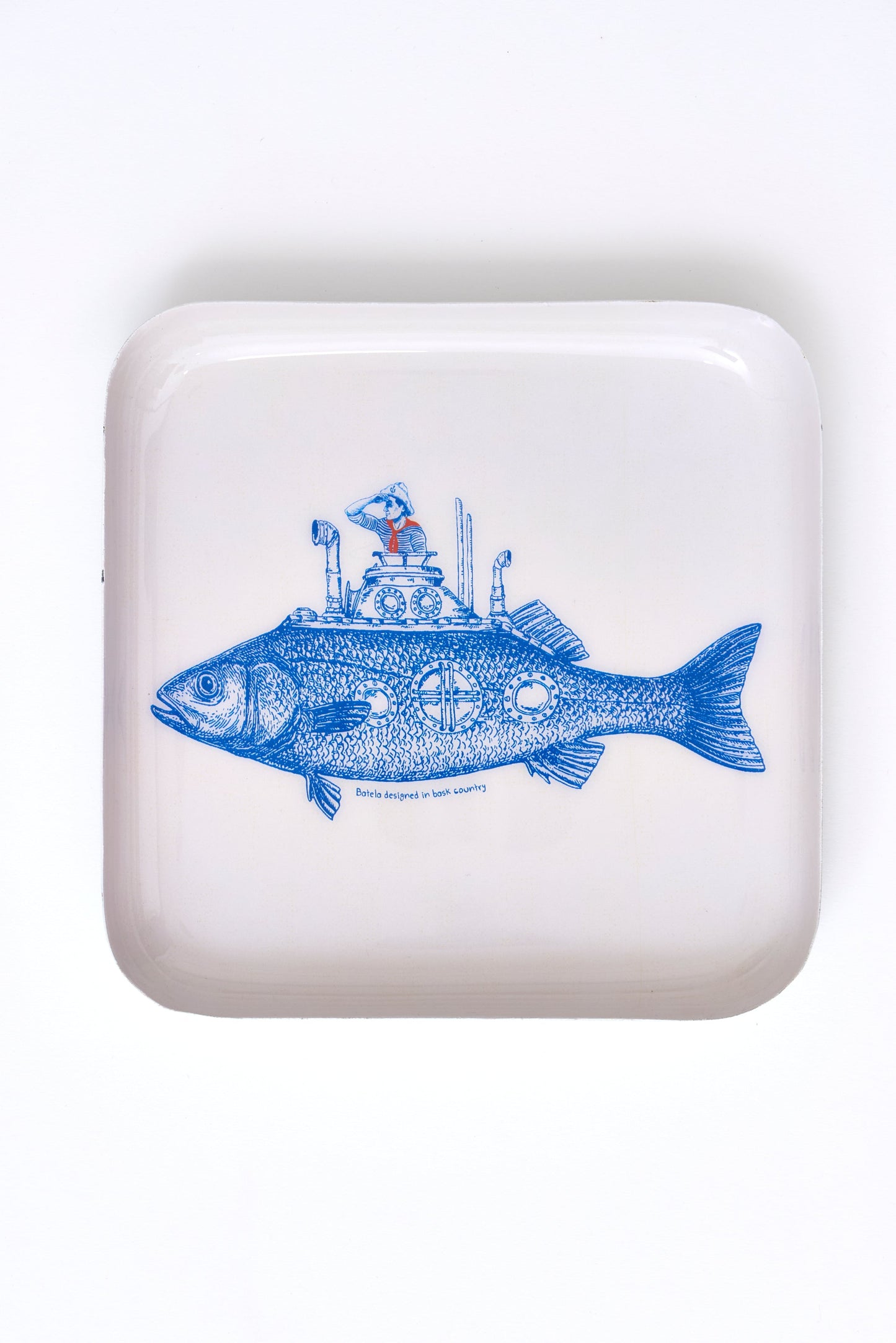 Metal tray with illustrated underwater fish