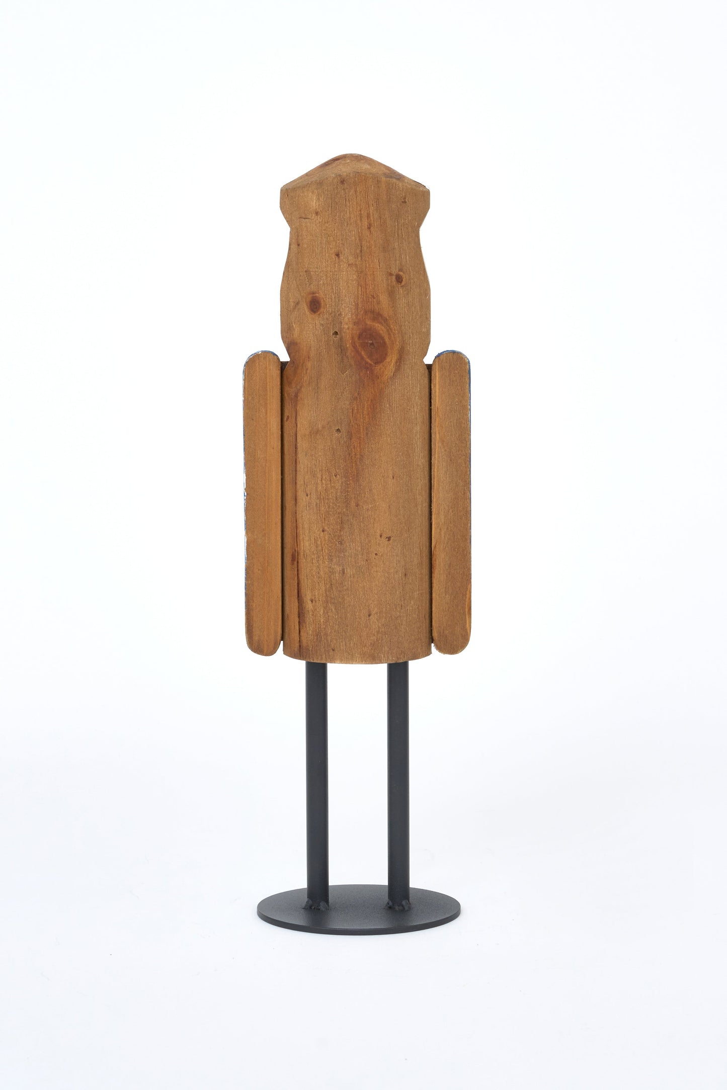 Capitán decorativo de madera