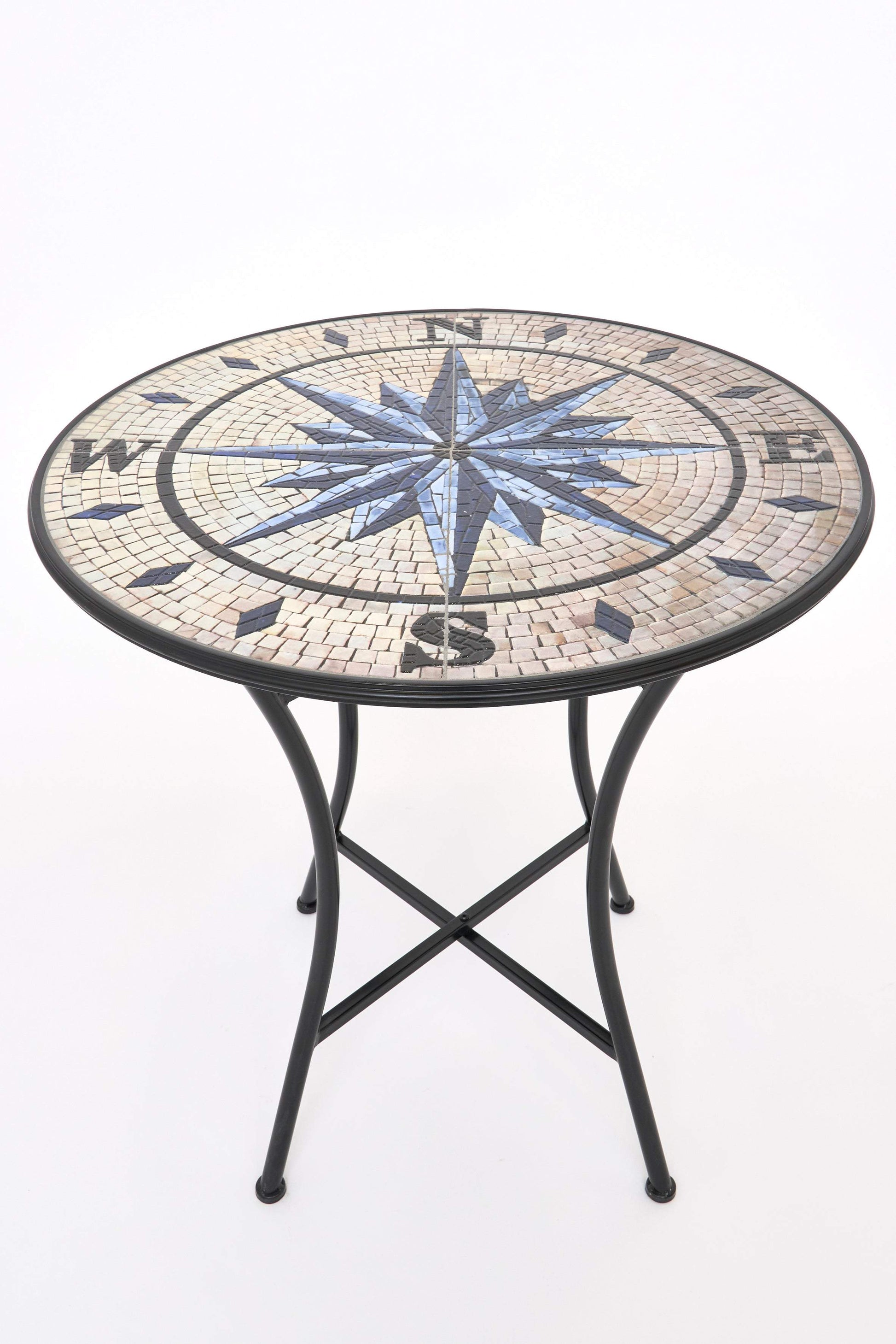 Mahai biribila haize-arrosarekin