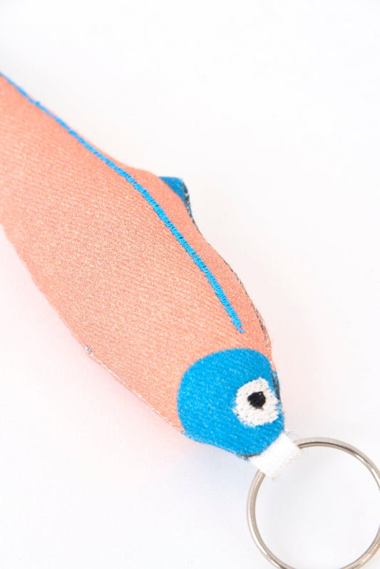 Cotton keychain in the shape of a fish
