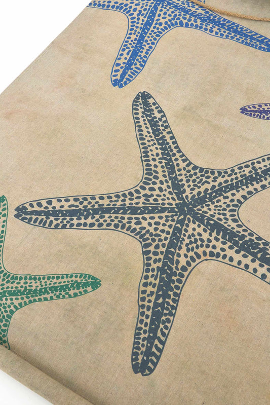 Decorative wall tapestry with starfish